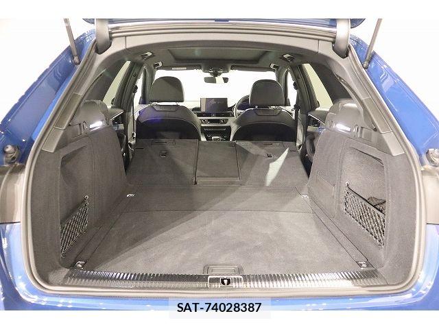 Audi A4 2024-09 8206370-16