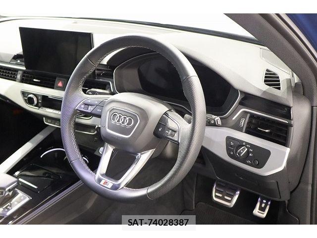 Audi A4 2024-09 8206370-1