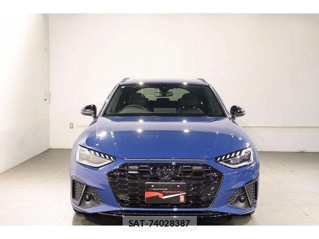 Audi A4 2024-09 8206370-3