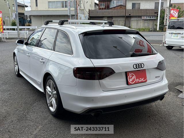 Audi A4 2014-12 8228936-3