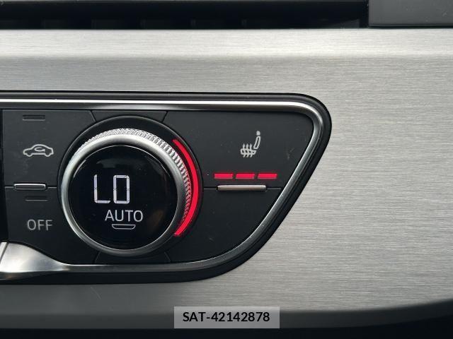Audi A4 2017-07 8228935-10