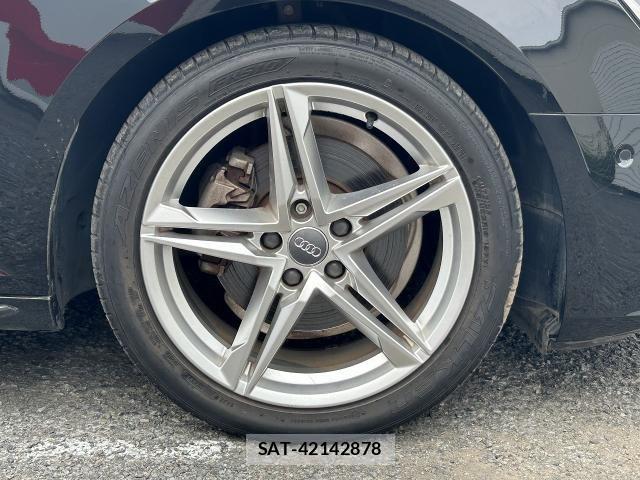 Audi A4 2017-07 8228935-21