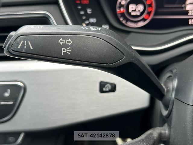 Audi A4 2017-07 8228935-8