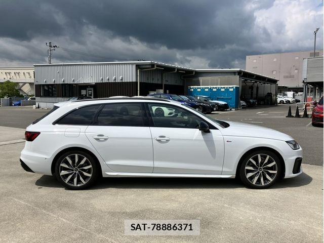 Audi A4 2024-07 8244639-5