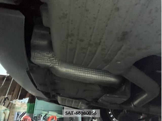 Audi A4 2017-08 8313131-22