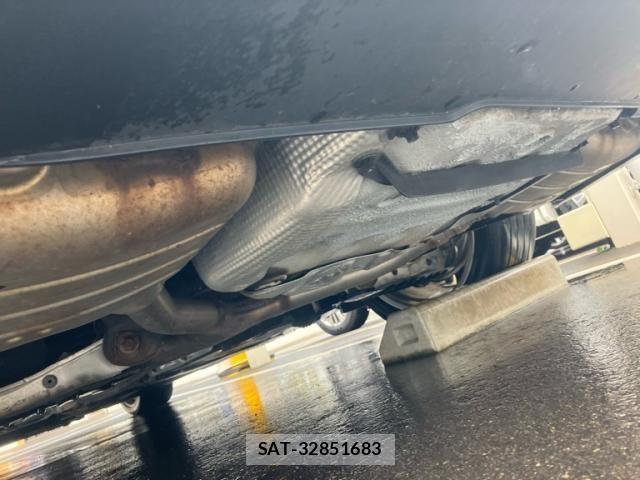 Audi A4 2016-12 8313130-9
