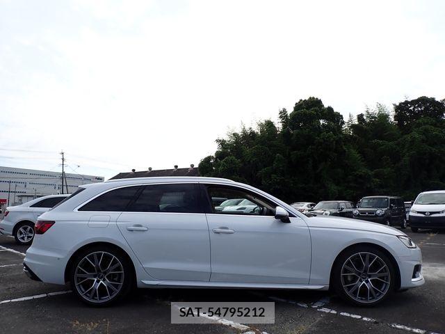 Audi A4 2021-06 8313126-4