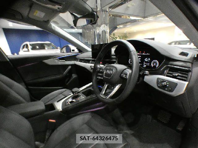 Audi A4 2022-05 8313128-11