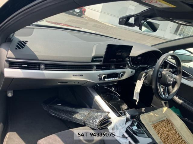 Audi A4 2021-07 8313127-12