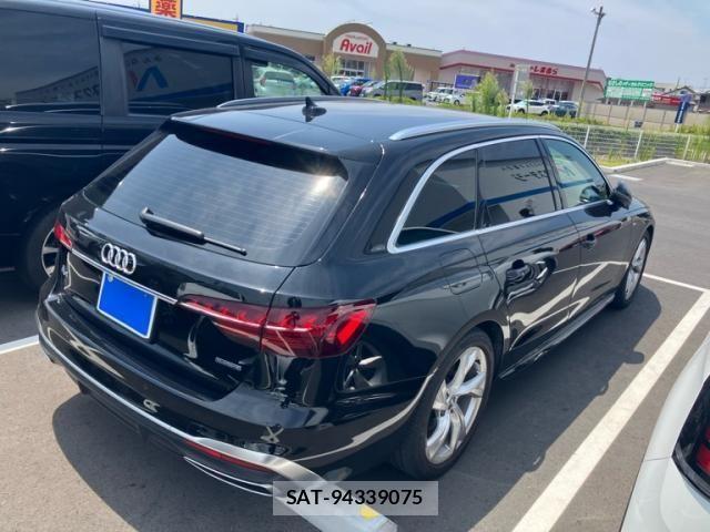 Audi A4 2021-07 8313127-3
