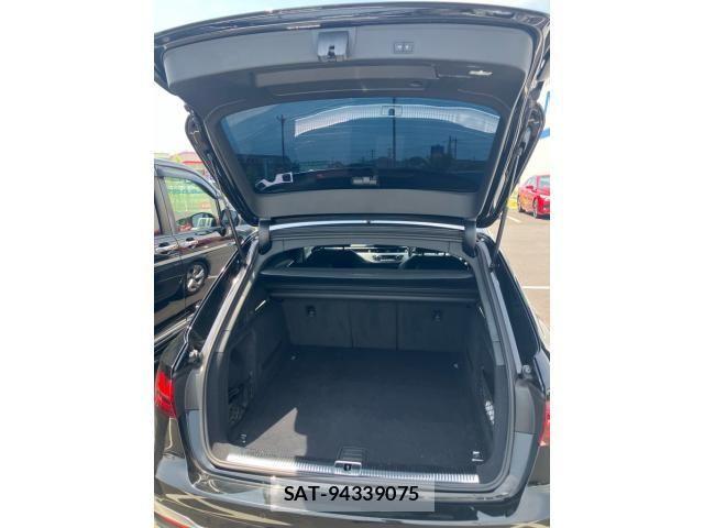Audi A4 2021-07 8313127-5