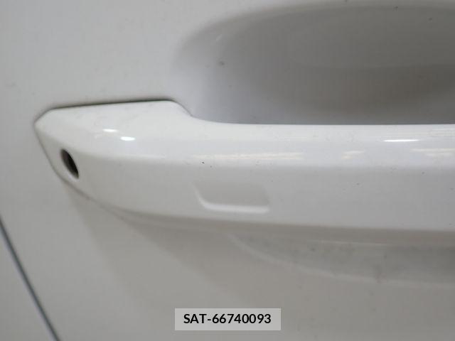 Audi A4 2020-02 8334901-10