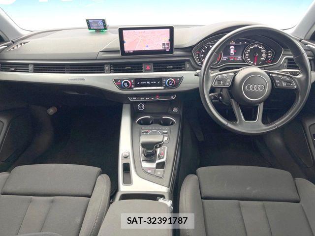 Audi A4 2018-10 8334906-1