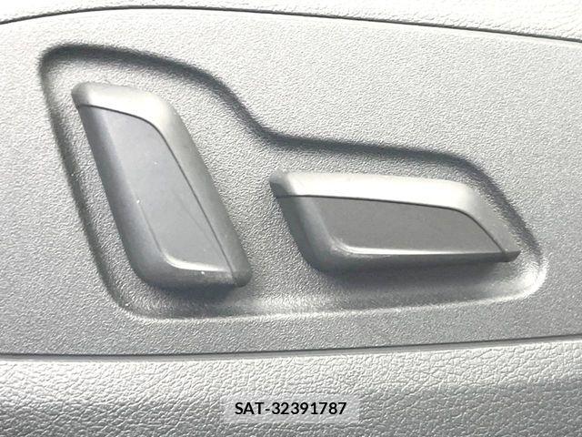 Audi A4 2018-10 8334906-5