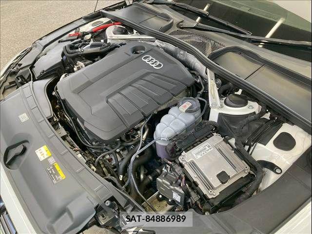 Audi A4 2022-06 8334903-13