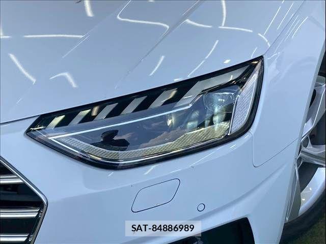 Audi A4 2022-06 8334903-19