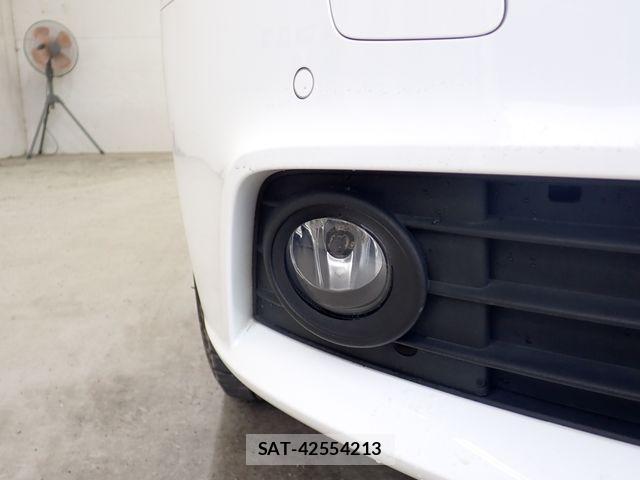 Audi A4 2009-11 8334899-9