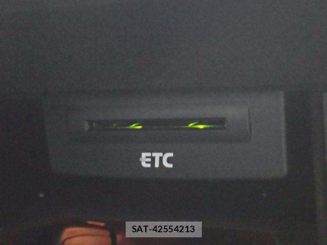 Audi A4 2009-11 8334899-18