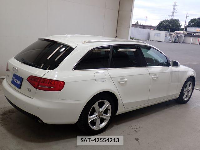 Audi A4 2009-11 8334899-7