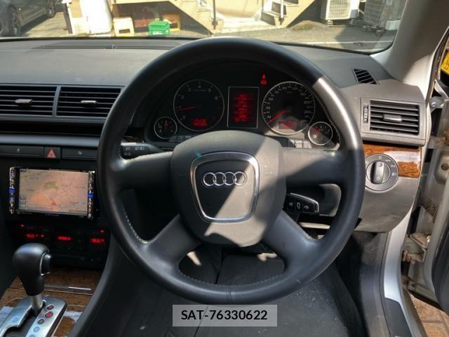 Audi A4 2005-09 8334909-14