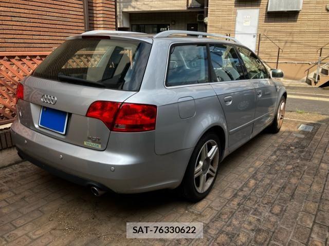 Audi A4 2005-09 8334909-2