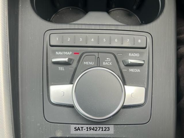 Audi A4 2019-08 8334905-25