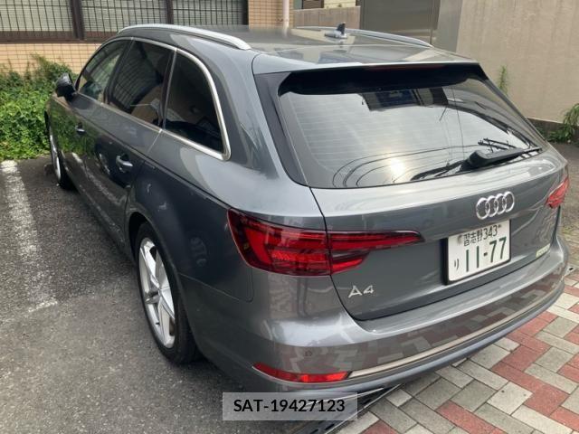 Audi A4 2019-08 8334905-2