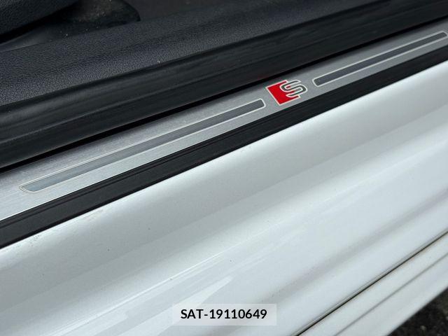 Audi A4 2023-07 8334902-25