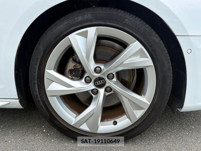 Audi A4 2023-07 8334902-7