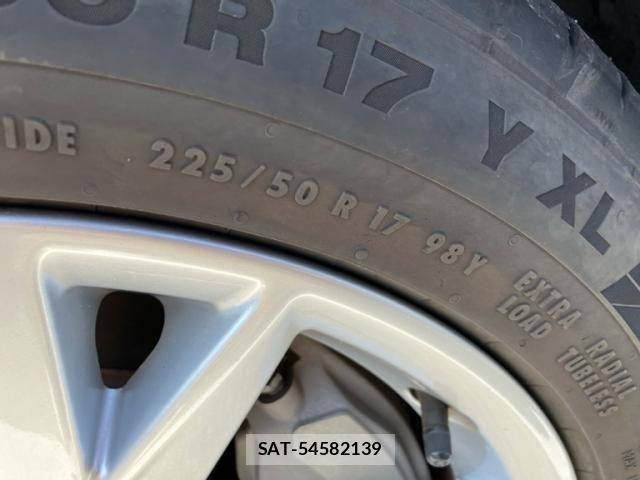 Audi A4 2018-10 8353931-3