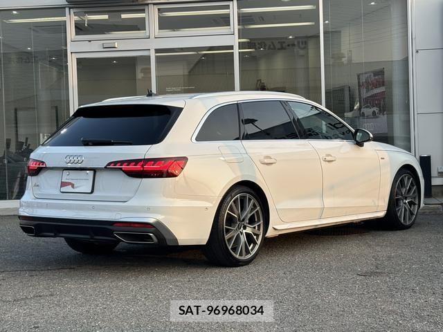 Audi A4 2024-09 8353930-2
