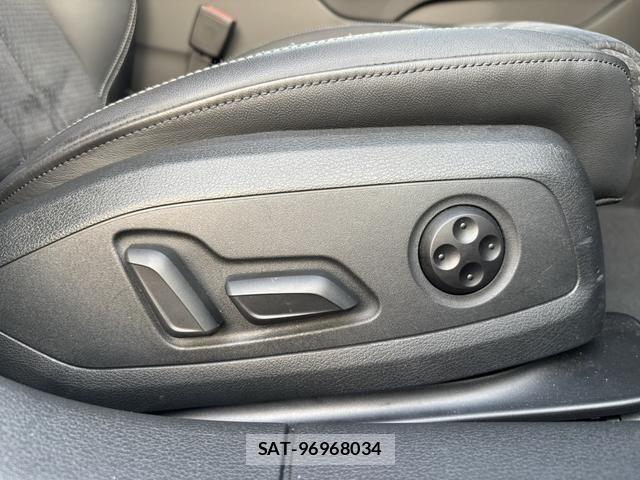 Audi A4 2024-09 8353930-8
