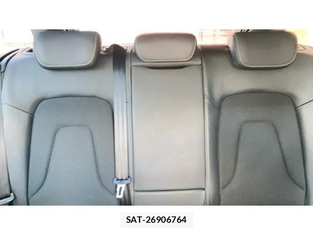 Audi A4 2016-01 8364811-18
