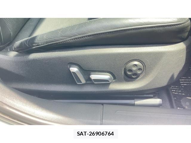Audi A4 2016-01 8364811-7
