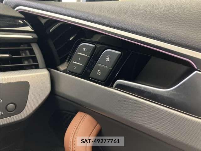 Audi A4 2024-09 8364808-18