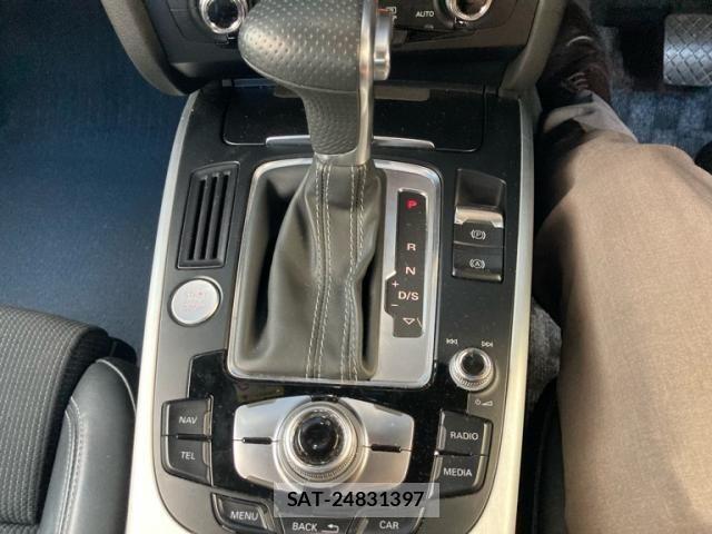 Audi A4 2014-09 8364812-17