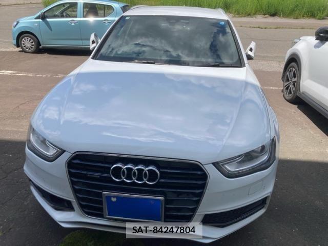 Audi A4 2013-12 8364809-2