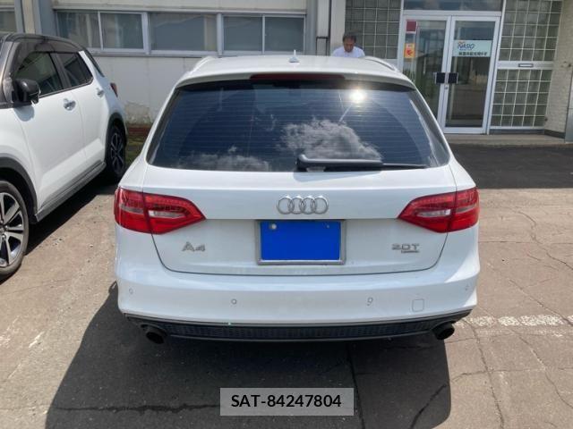 Audi A4 2013-12 8364809-5