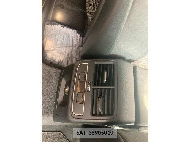 Audi A4 2016-07 8364810-18