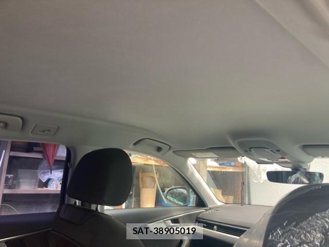 Audi A4 2016-07 8364810-19