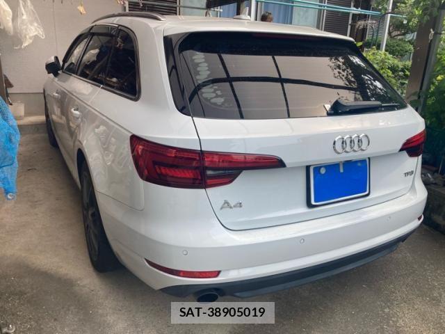 Audi A4 2016-07 8364810-3