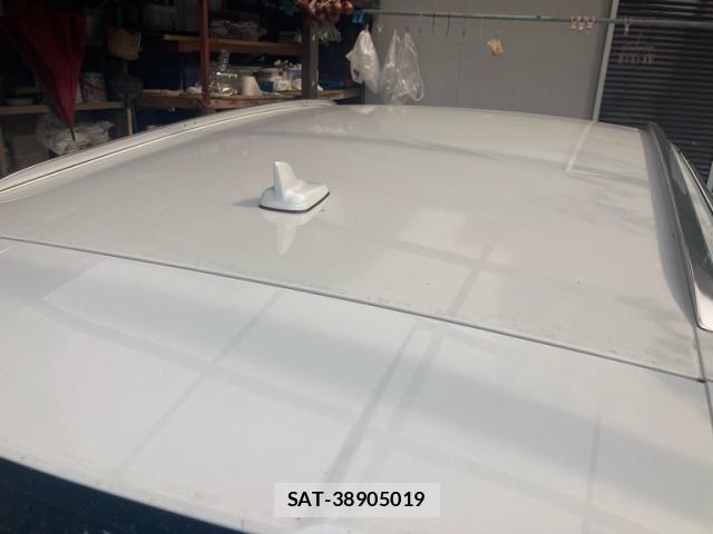 Audi A4 2016-07 8364810-6