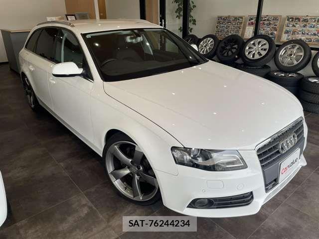 Audi A4 2011-11 8371447-4