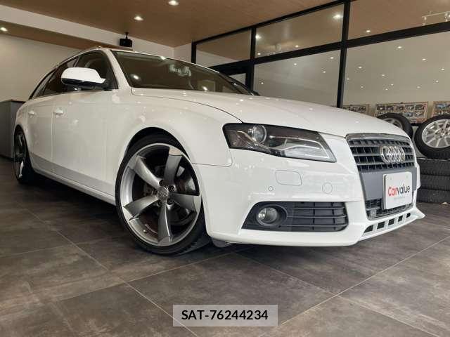Audi A4 2011-11 8371447-1