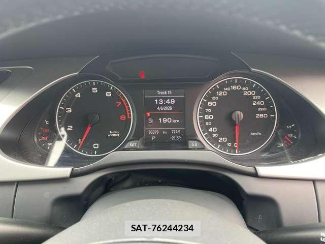 Audi A4 2011-11 8371447-21