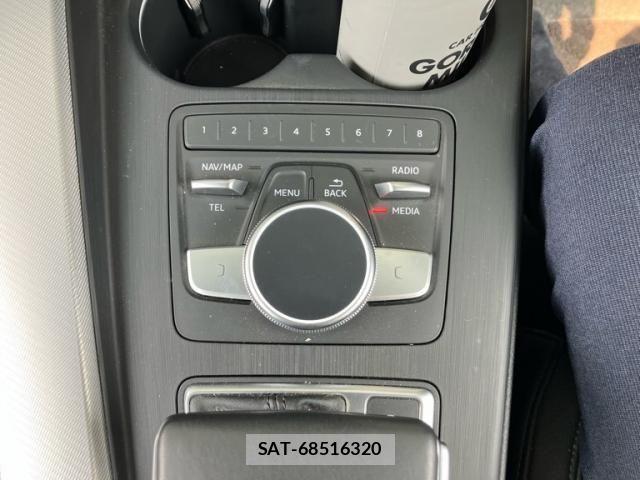 Audi A4 2019-09 8371446-21
