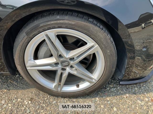 Audi A4 2019-09 8371446-6
