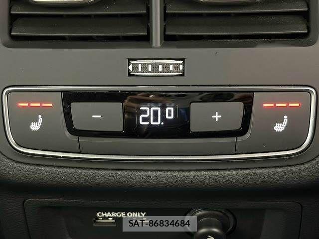 Audi A4 2023-05 8485040-4