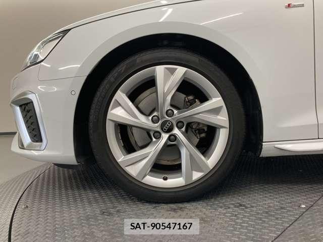Audi A4 2022-09 8523611-10