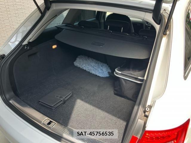 Audi A4 2013-02 8523617-7